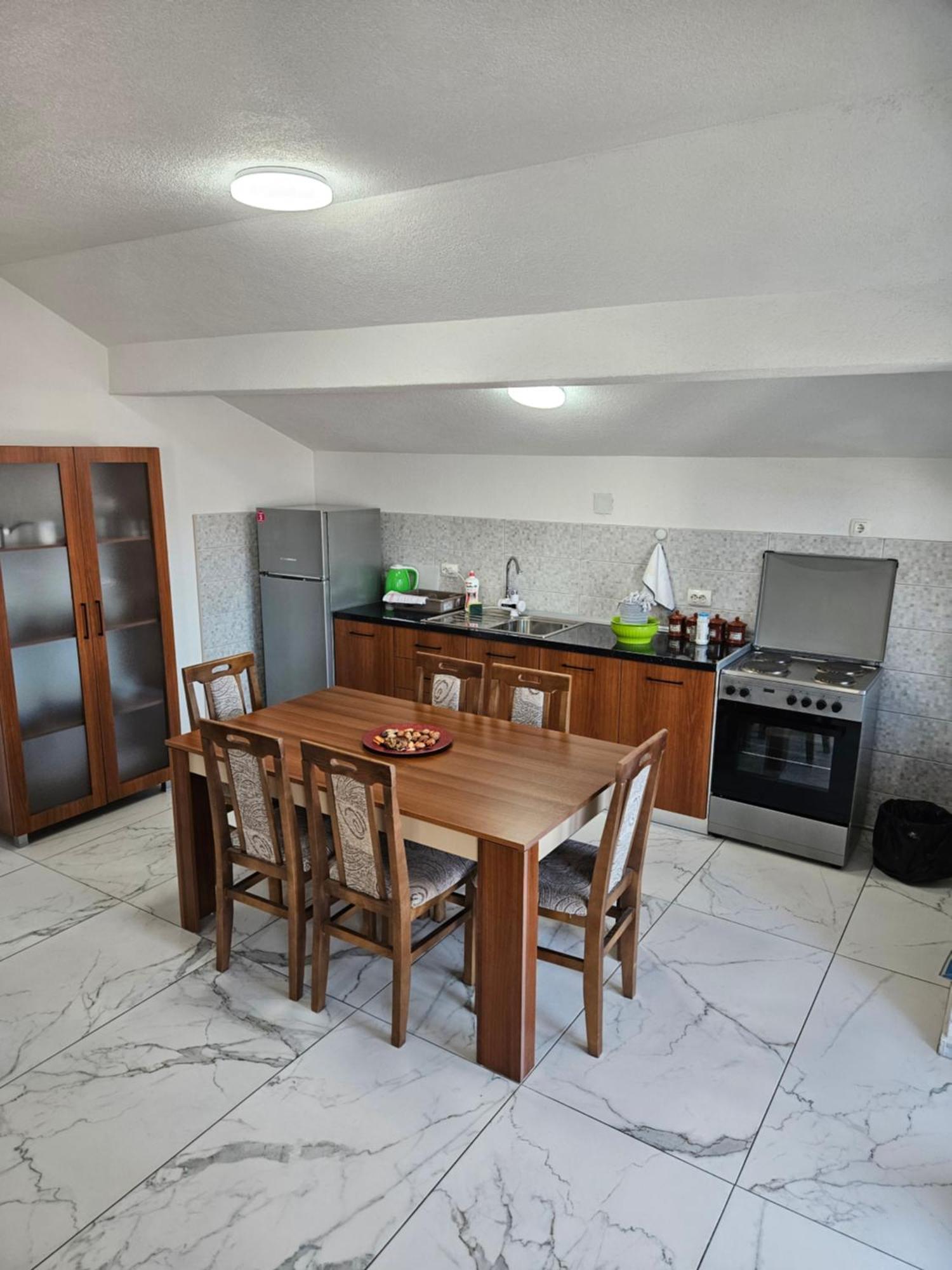 Xxl Apartments City Centar Bitola Exterior photo